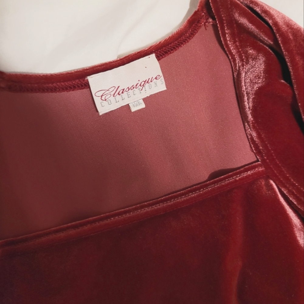 Red velvet top